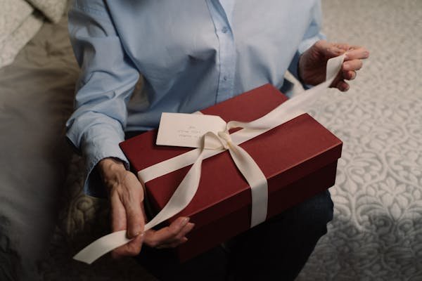 Cadeaux personnalisés : 500 idées uniques pour toutes les occasions